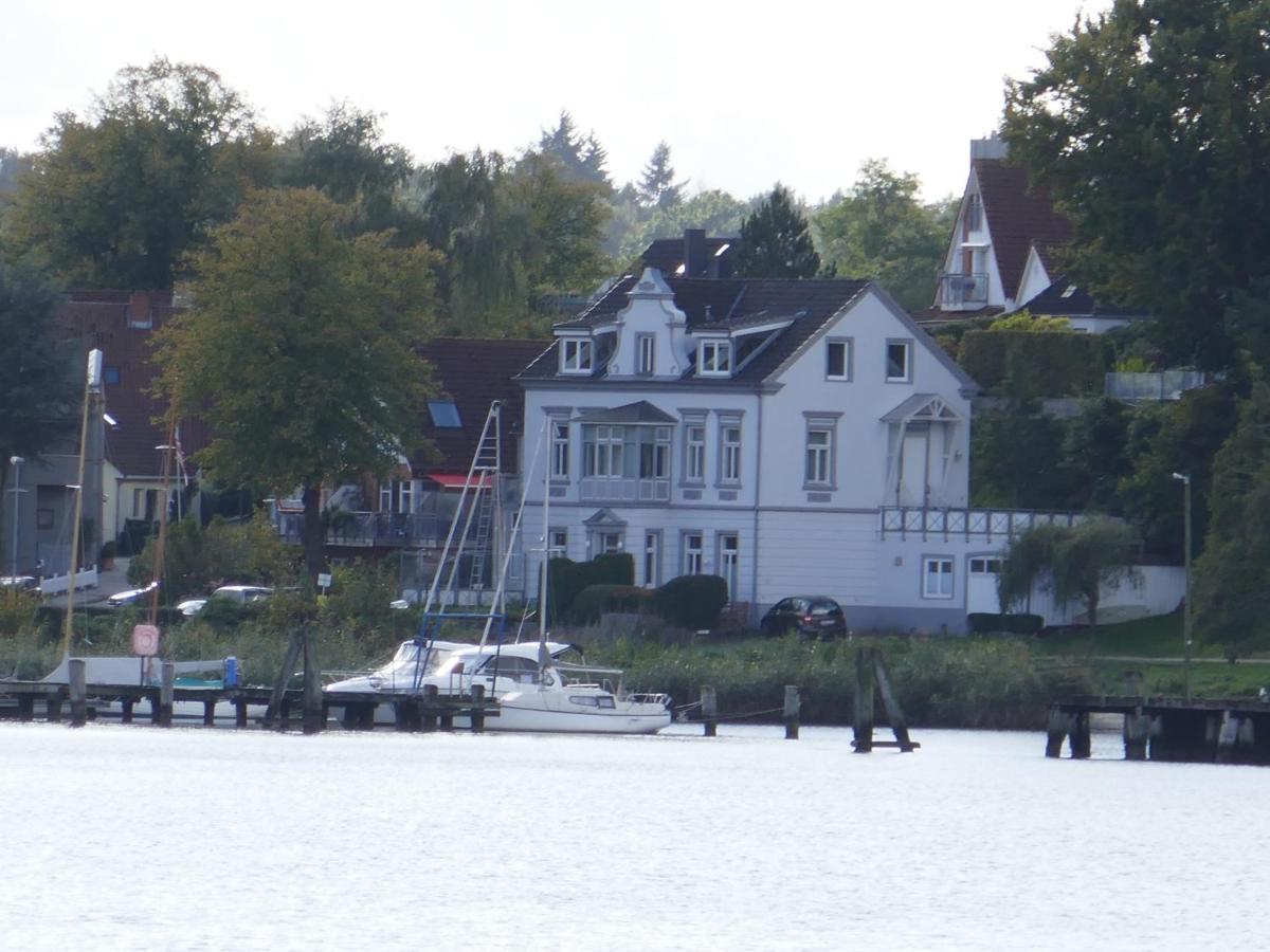 Apartmán Wohnen Am Seglerhafen Mit Traveblick Im Kontorhaus Viele Extras Lübeck Exteriér fotografie